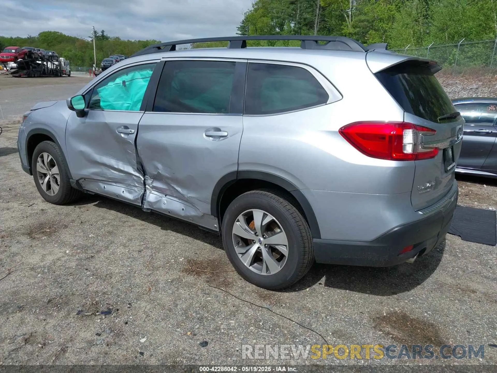 3 Photograph of a damaged car 4S4WMACD6R3454621 SUBARU ASCENT 2024