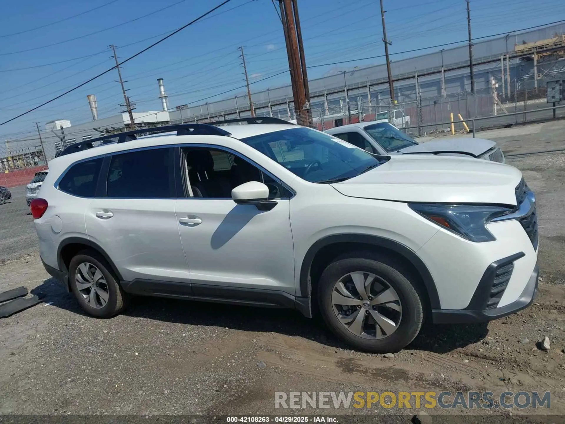 13 Photograph of a damaged car 4S4WMAED3R3420312 SUBARU ASCENT 2024