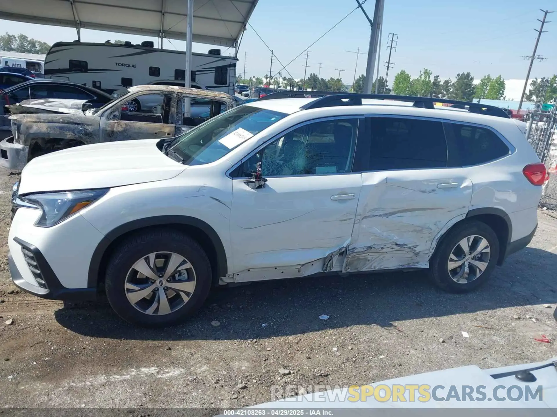 14 Photograph of a damaged car 4S4WMAED3R3420312 SUBARU ASCENT 2024