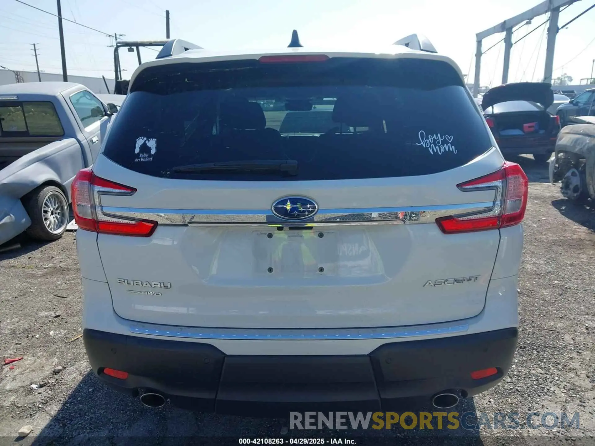 16 Photograph of a damaged car 4S4WMAED3R3420312 SUBARU ASCENT 2024