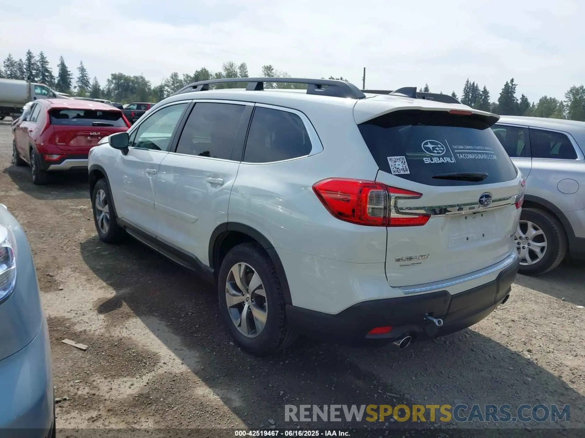 3 Photograph of a damaged car 4S4WMAEDXR3447992 SUBARU ASCENT 2024