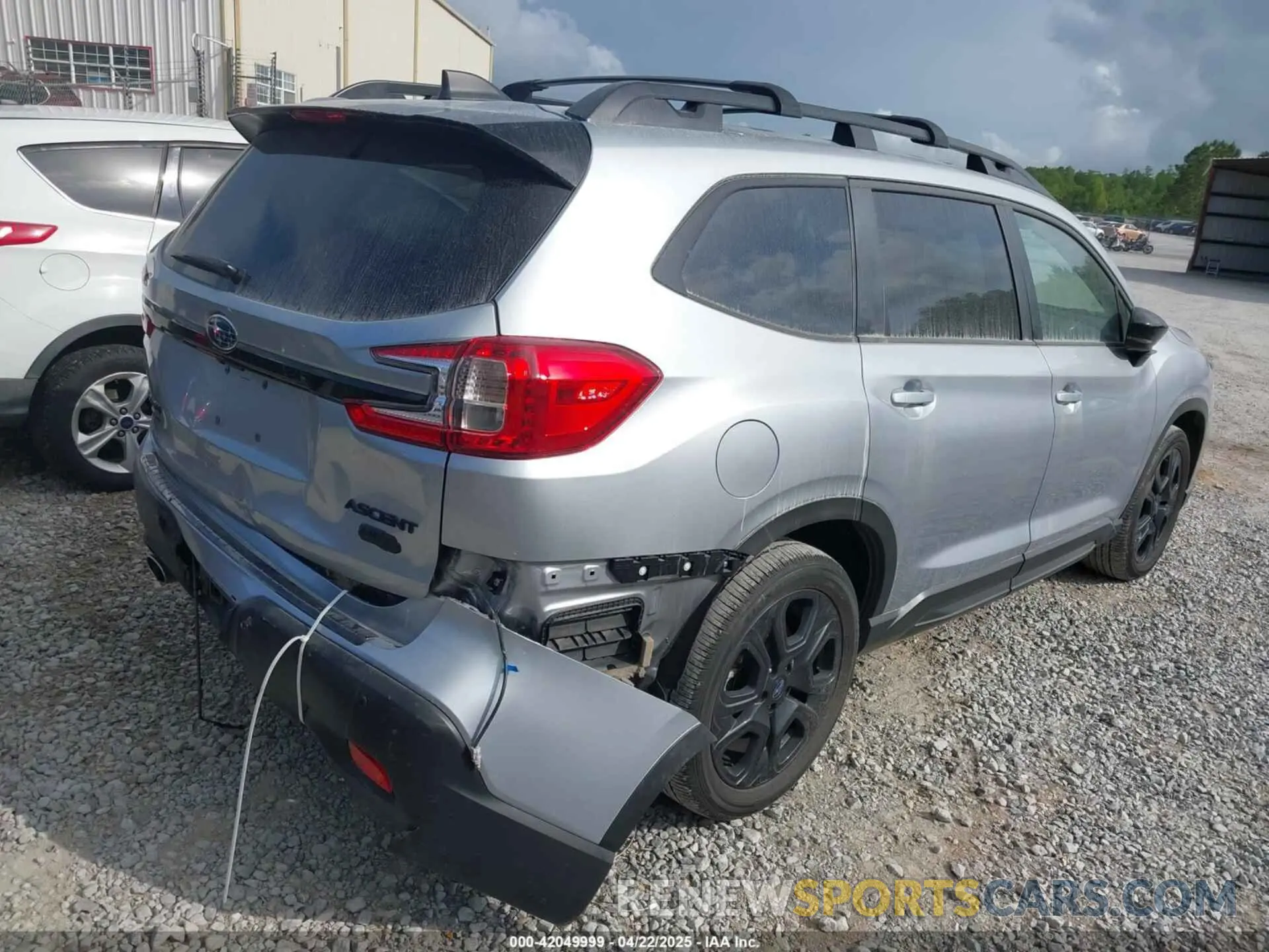 4 Photograph of a damaged car 4S4WMAHD2R3405098 SUBARU ASCENT 2024