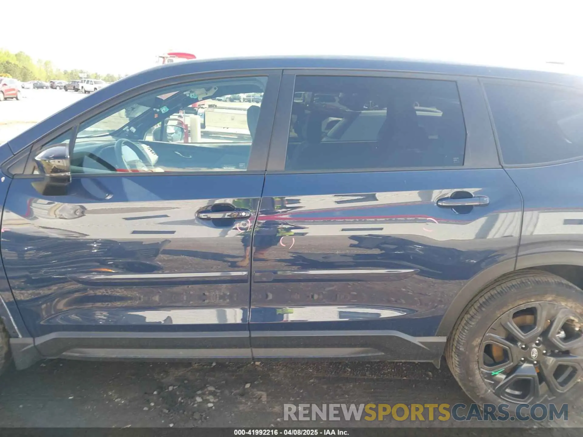 15 Photograph of a damaged car 4S4WMAHD5R3400526 SUBARU ASCENT 2024