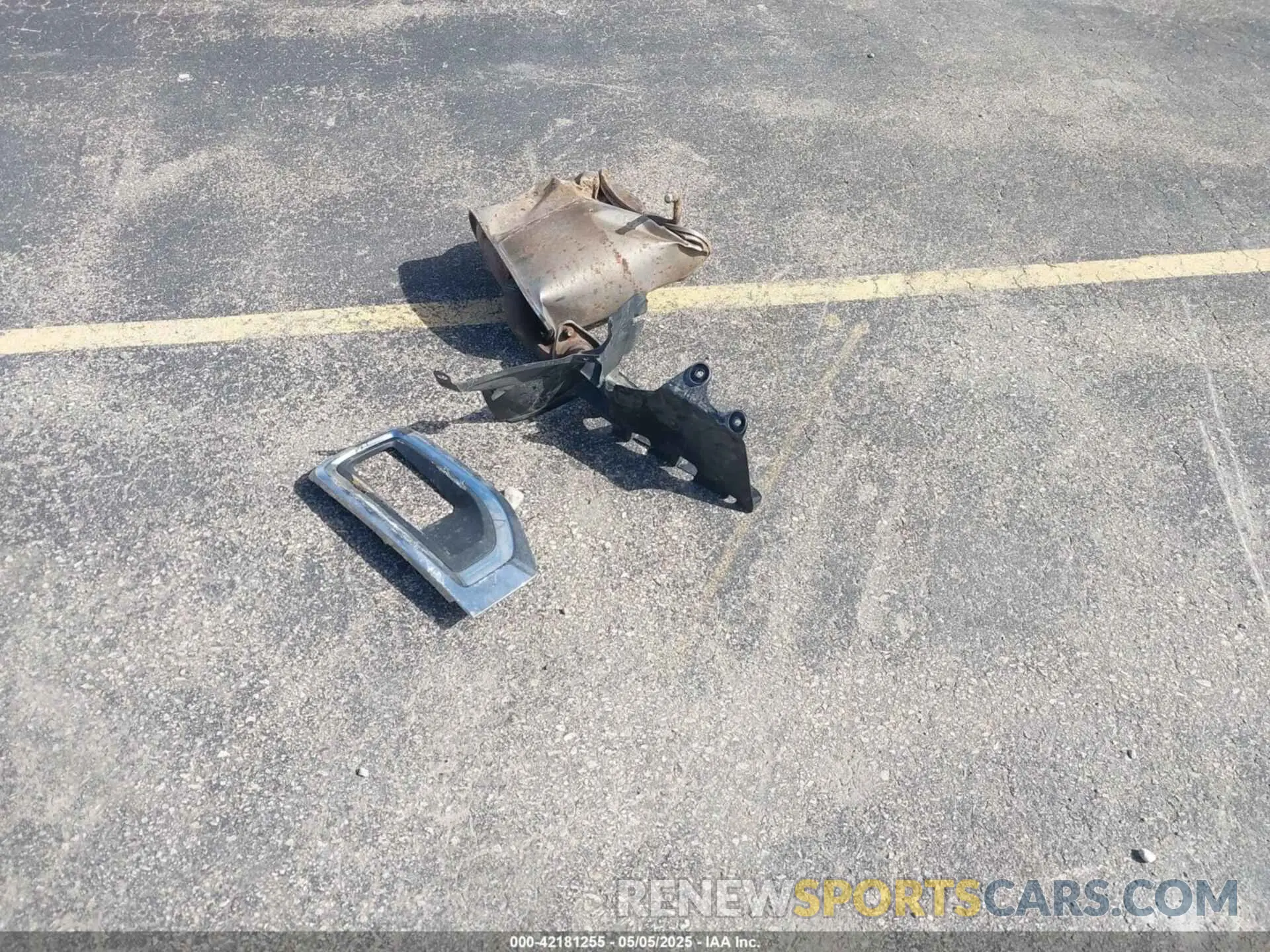 12 Photograph of a damaged car 4S4WMAHD7R3407462 SUBARU ASCENT 2024
