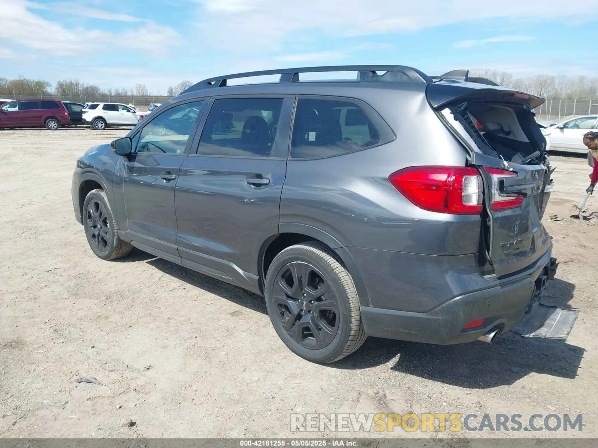 3 Photograph of a damaged car 4S4WMAHD7R3407462 SUBARU ASCENT 2024