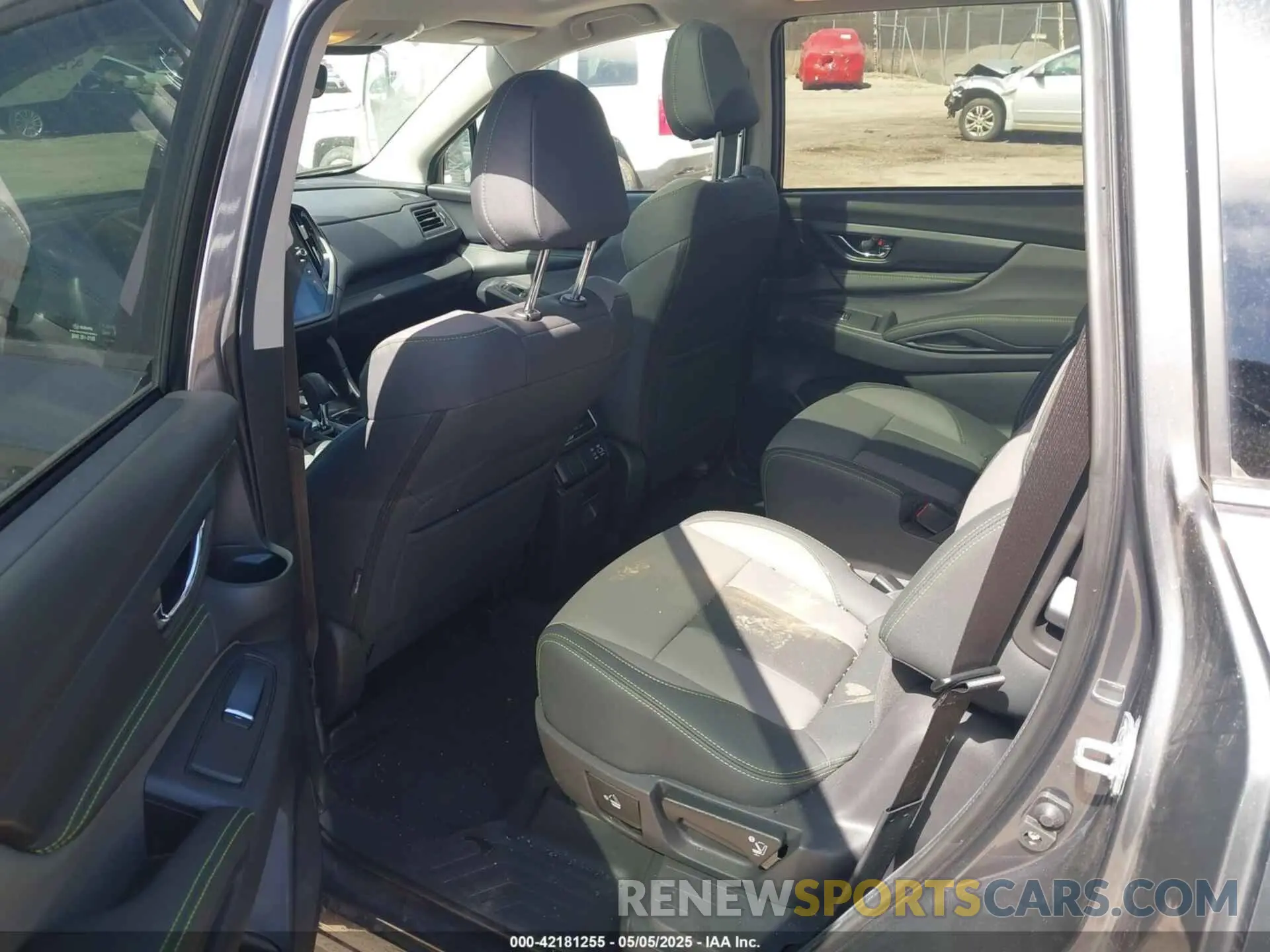 8 Photograph of a damaged car 4S4WMAHD7R3407462 SUBARU ASCENT 2024