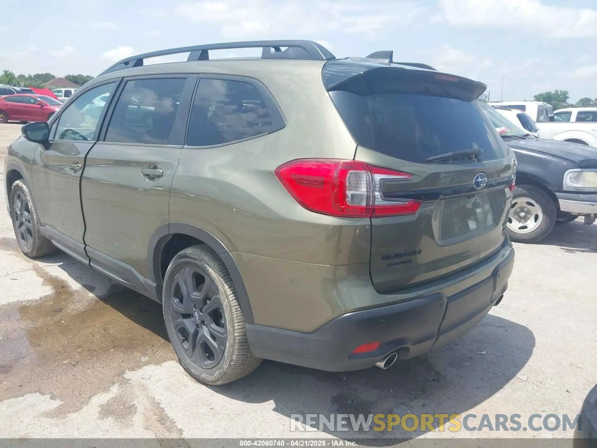 3 Photograph of a damaged car 4S4WMAHD7R3442485 SUBARU ASCENT 2024