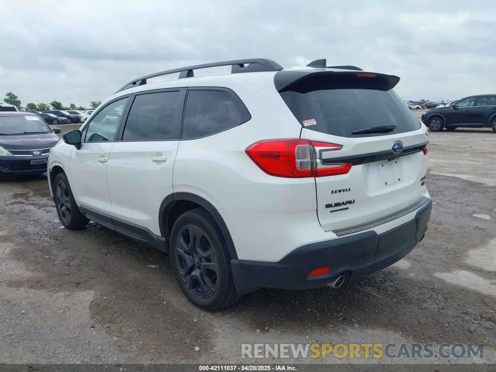 3 Photograph of a damaged car 4S4WMAHD8R3419734 SUBARU ASCENT 2024