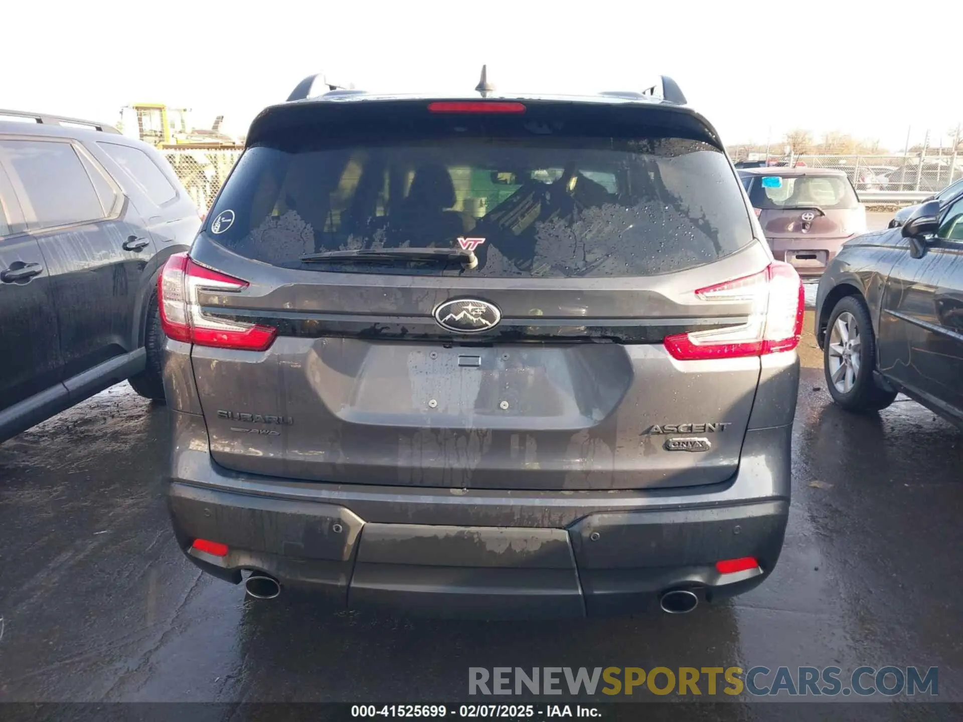 16 Photograph of a damaged car 4S4WMAKD4R3401949 SUBARU ASCENT 2024