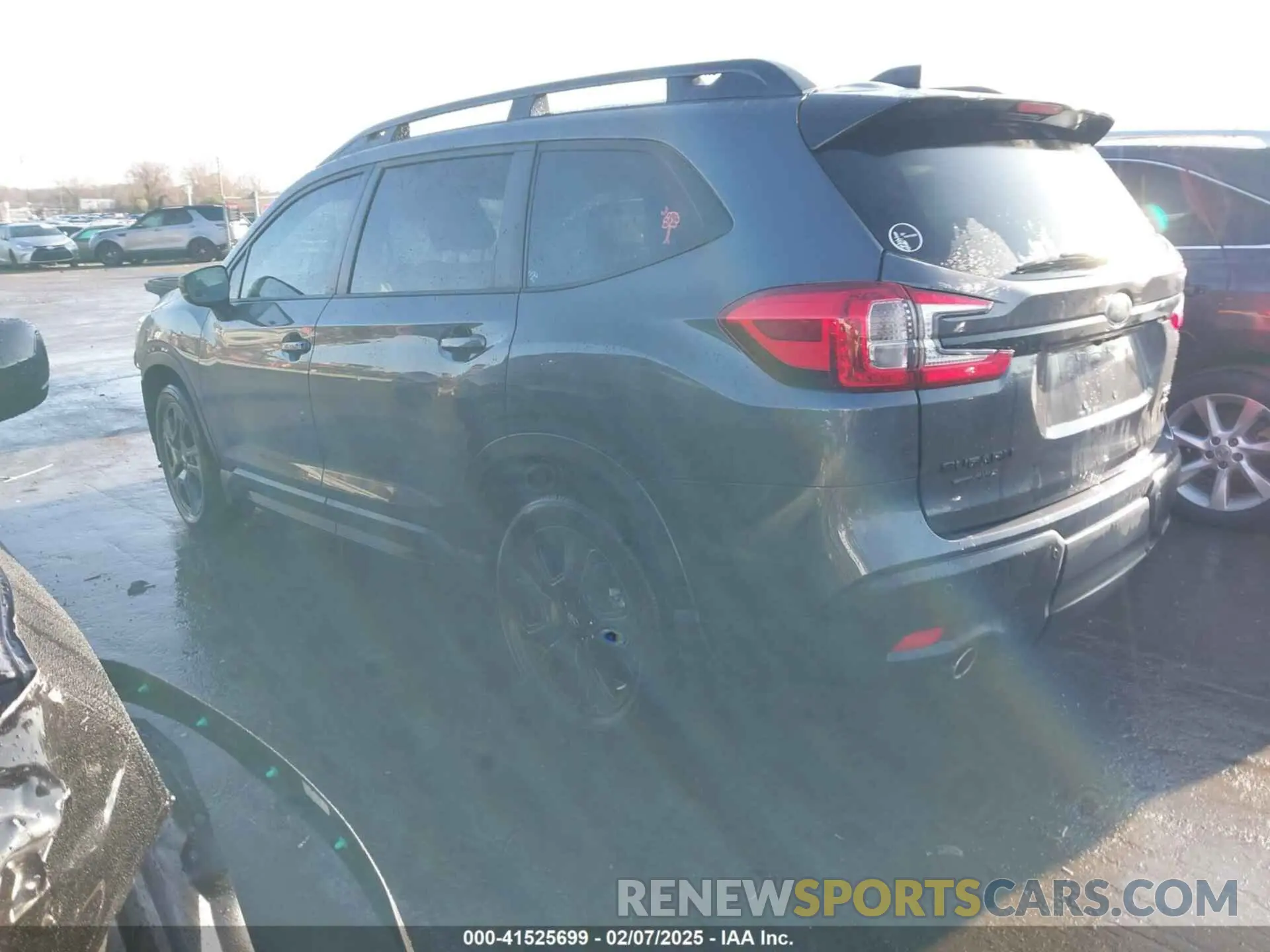 3 Photograph of a damaged car 4S4WMAKD4R3401949 SUBARU ASCENT 2024