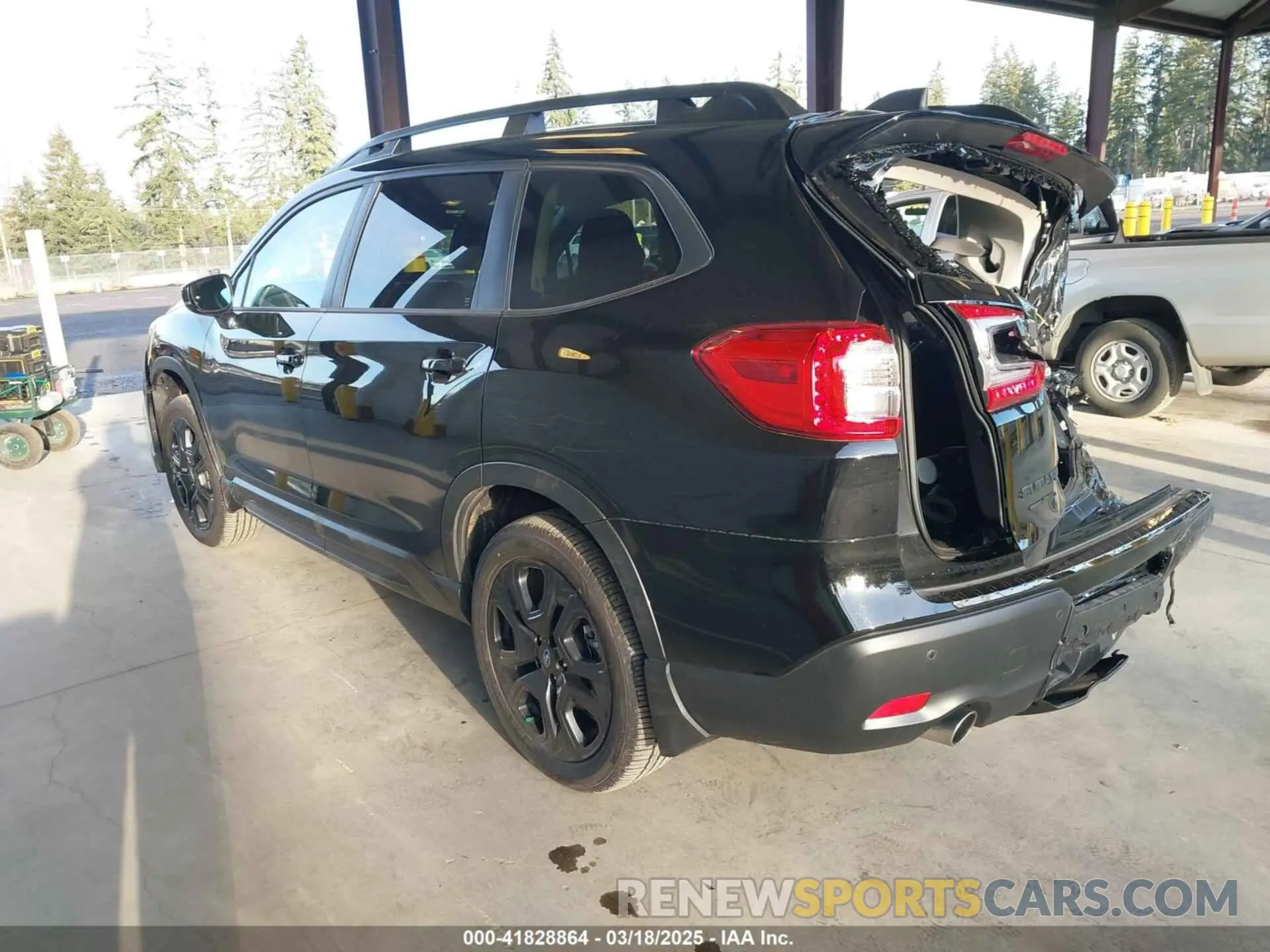 3 Photograph of a damaged car 4S4WMAKD6R3462137 SUBARU ASCENT 2024
