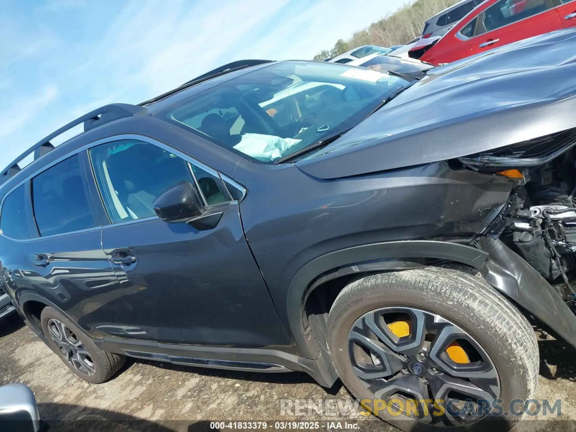 14 Photograph of a damaged car 4S4WMAUD5R3433323 SUBARU ASCENT 2024