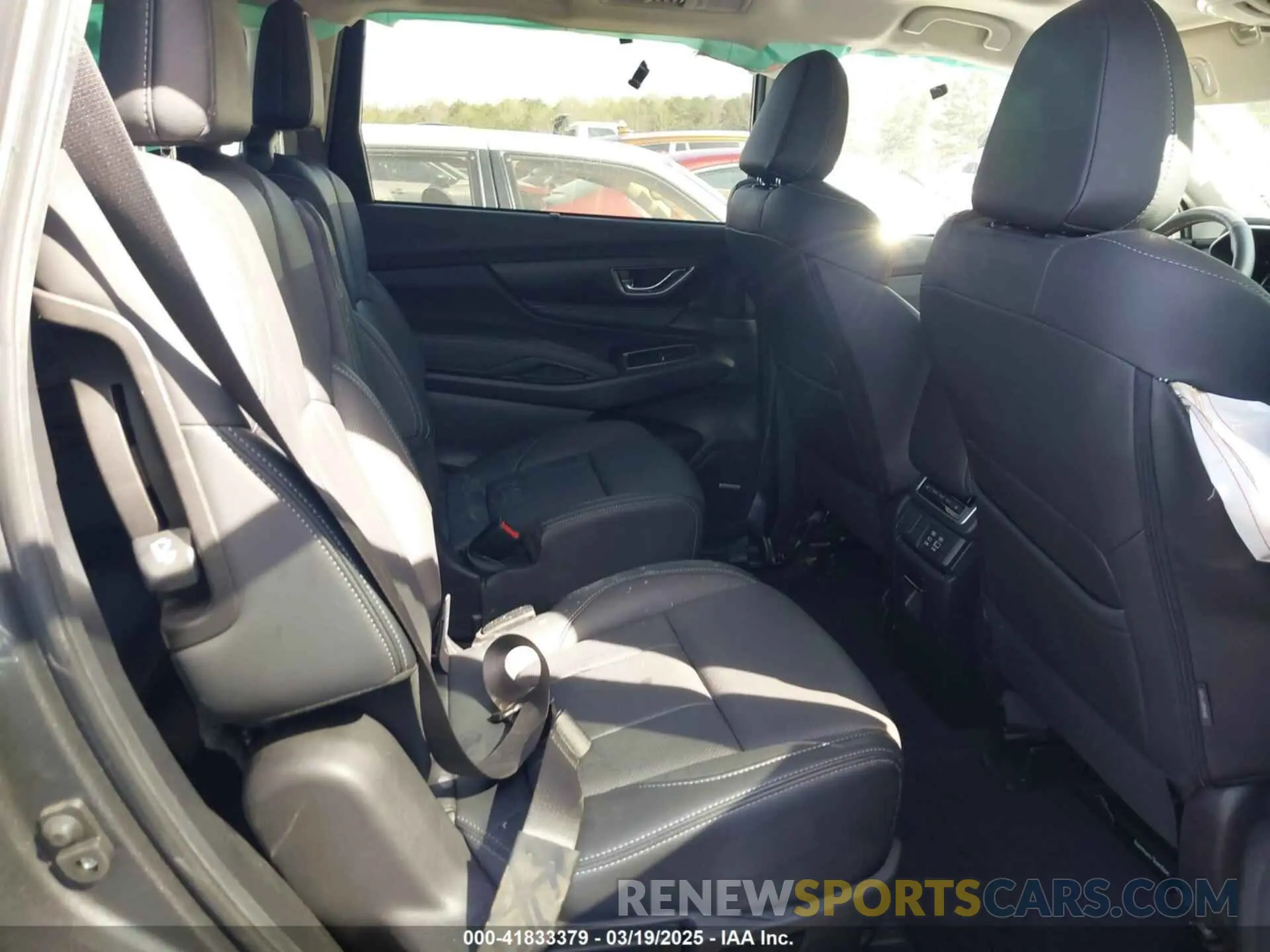 8 Photograph of a damaged car 4S4WMAUD5R3433323 SUBARU ASCENT 2024
