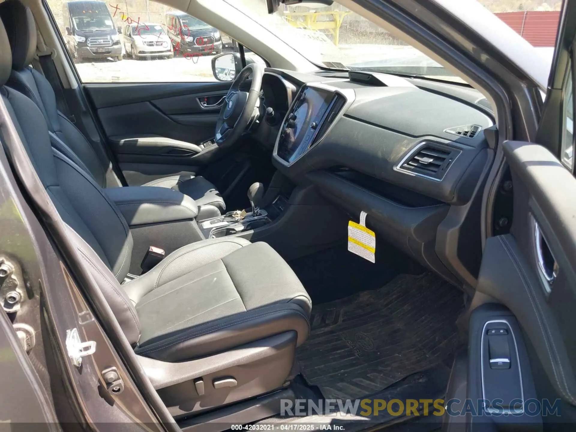 5 Photograph of a damaged car 4S4WMAUD8R3402275 SUBARU ASCENT 2024