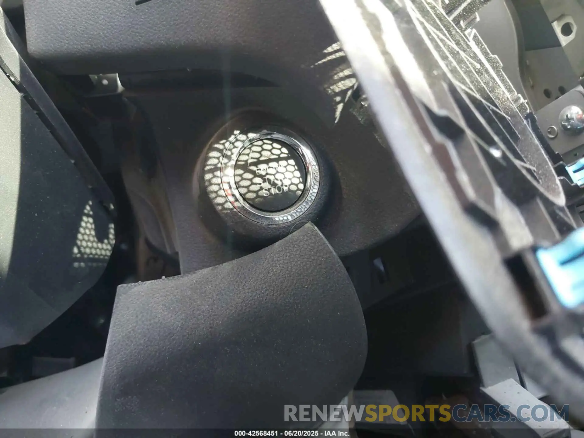 11 Photograph of a damaged car 4S4WMAUDXR3455768 SUBARU ASCENT 2024
