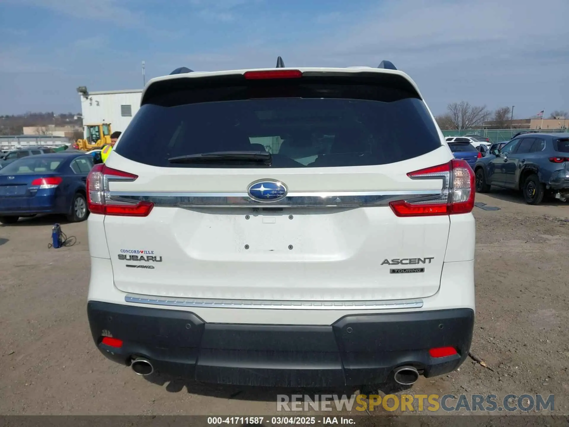 15 Photograph of a damaged car 4S4WMAWD2R3423801 SUBARU ASCENT 2024