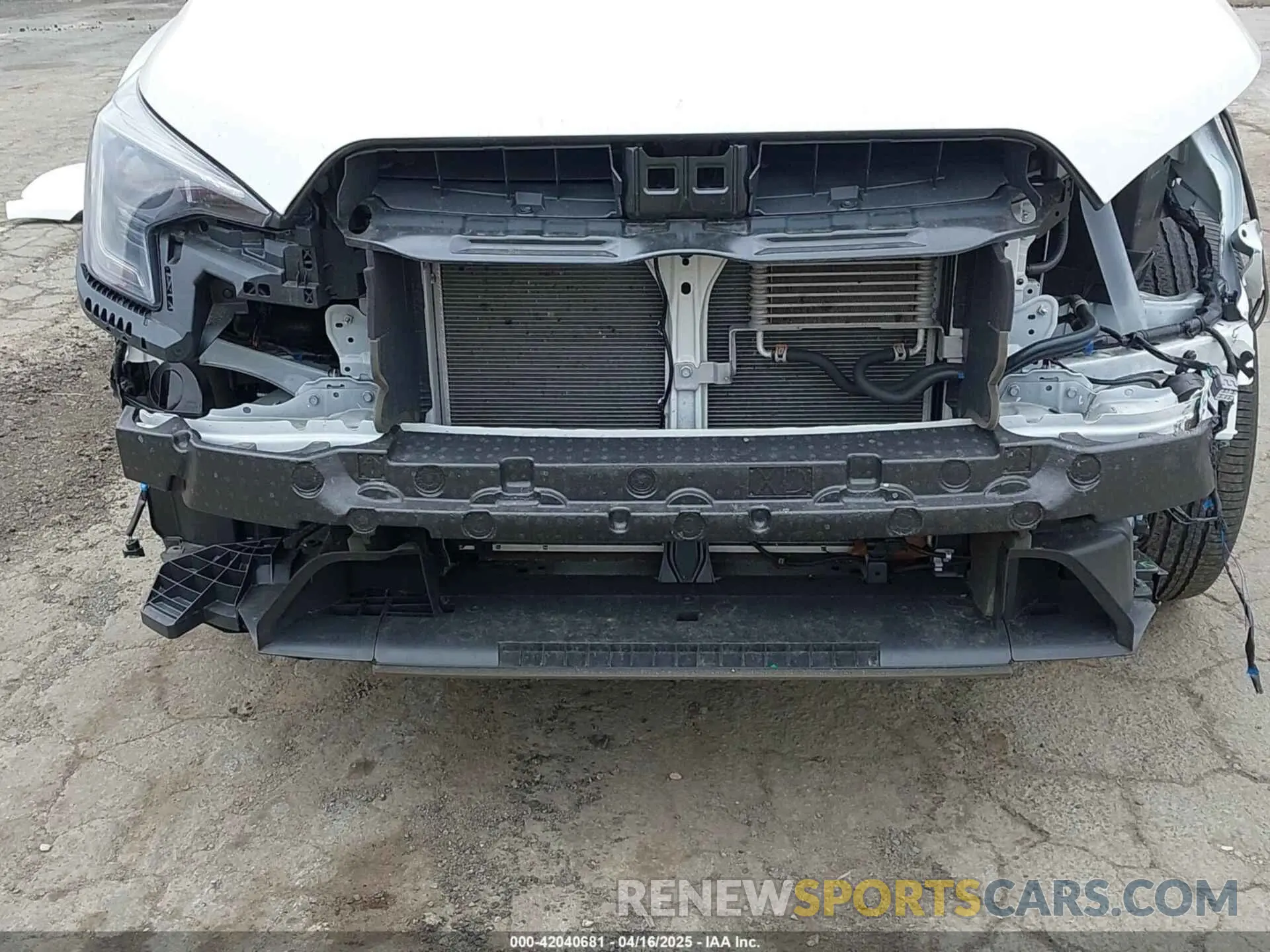 18 Photograph of a damaged car 4S4WMAWD3R3413889 SUBARU ASCENT 2024