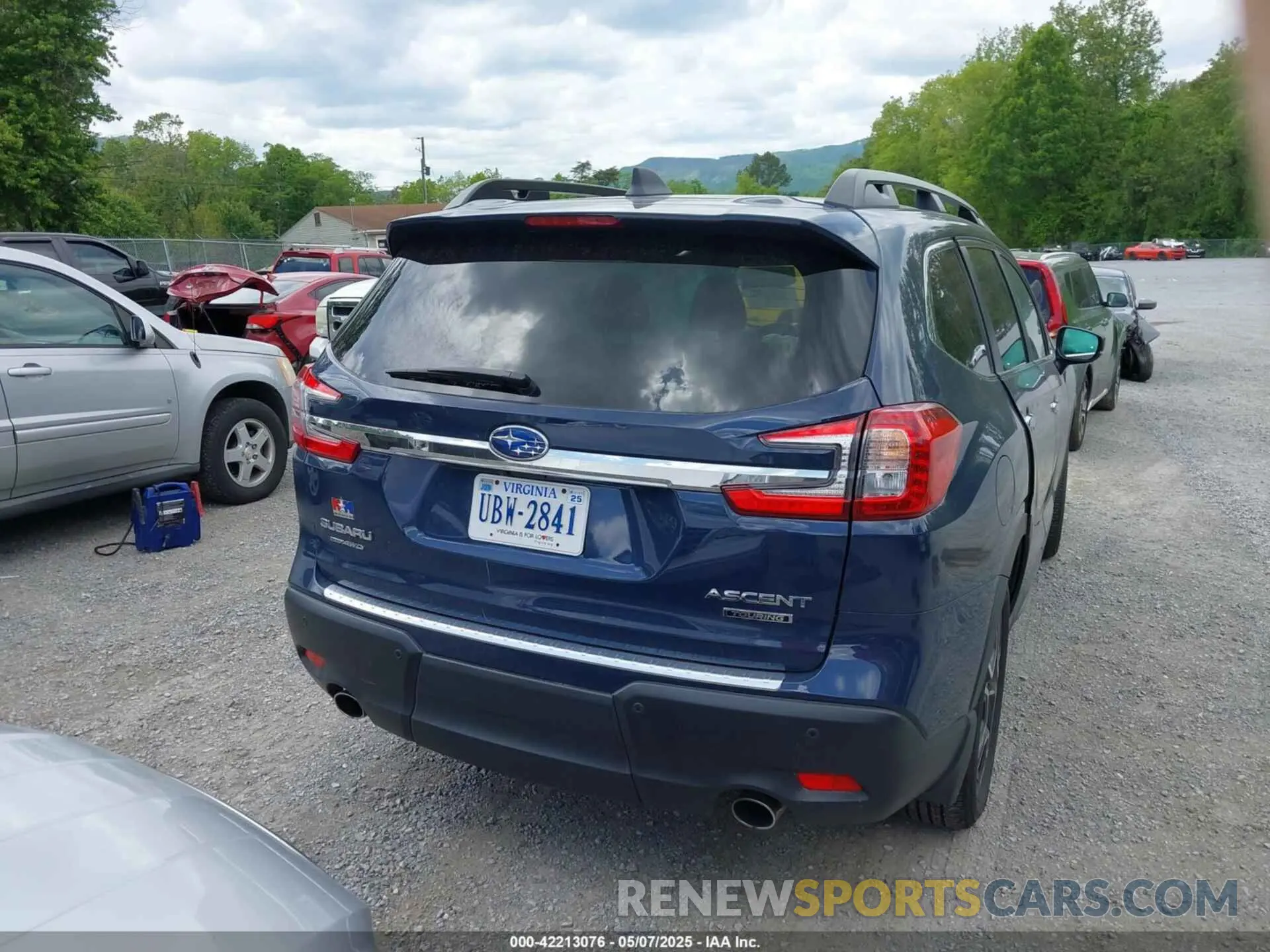 17 Photograph of a damaged car 4S4WMAWD7R3451741 SUBARU ASCENT 2024