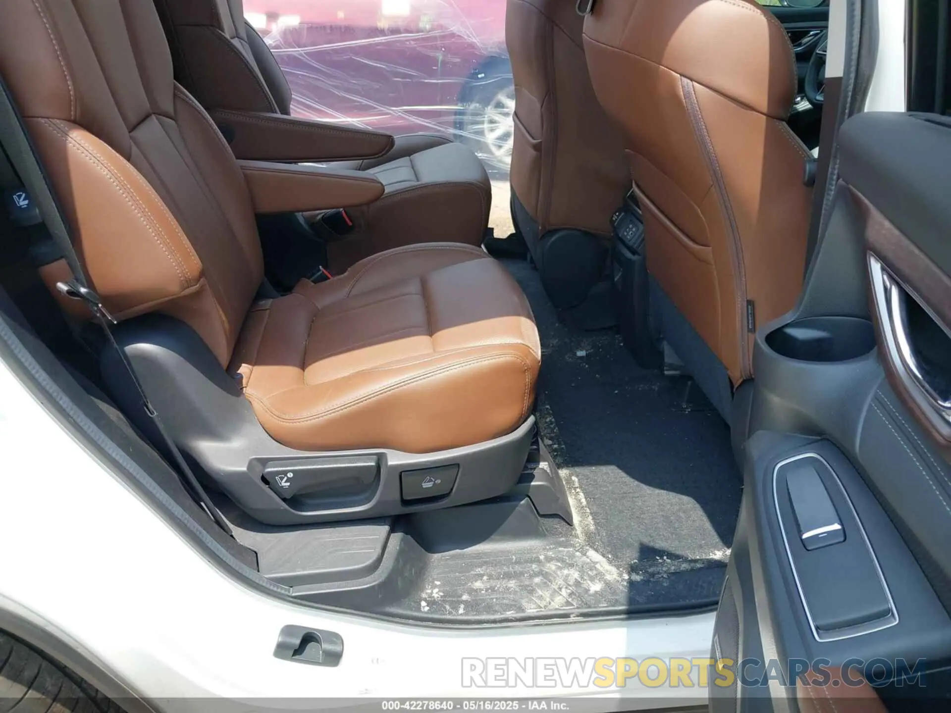 8 Photograph of a damaged car 4S4WMAWD9R3446282 SUBARU ASCENT 2024