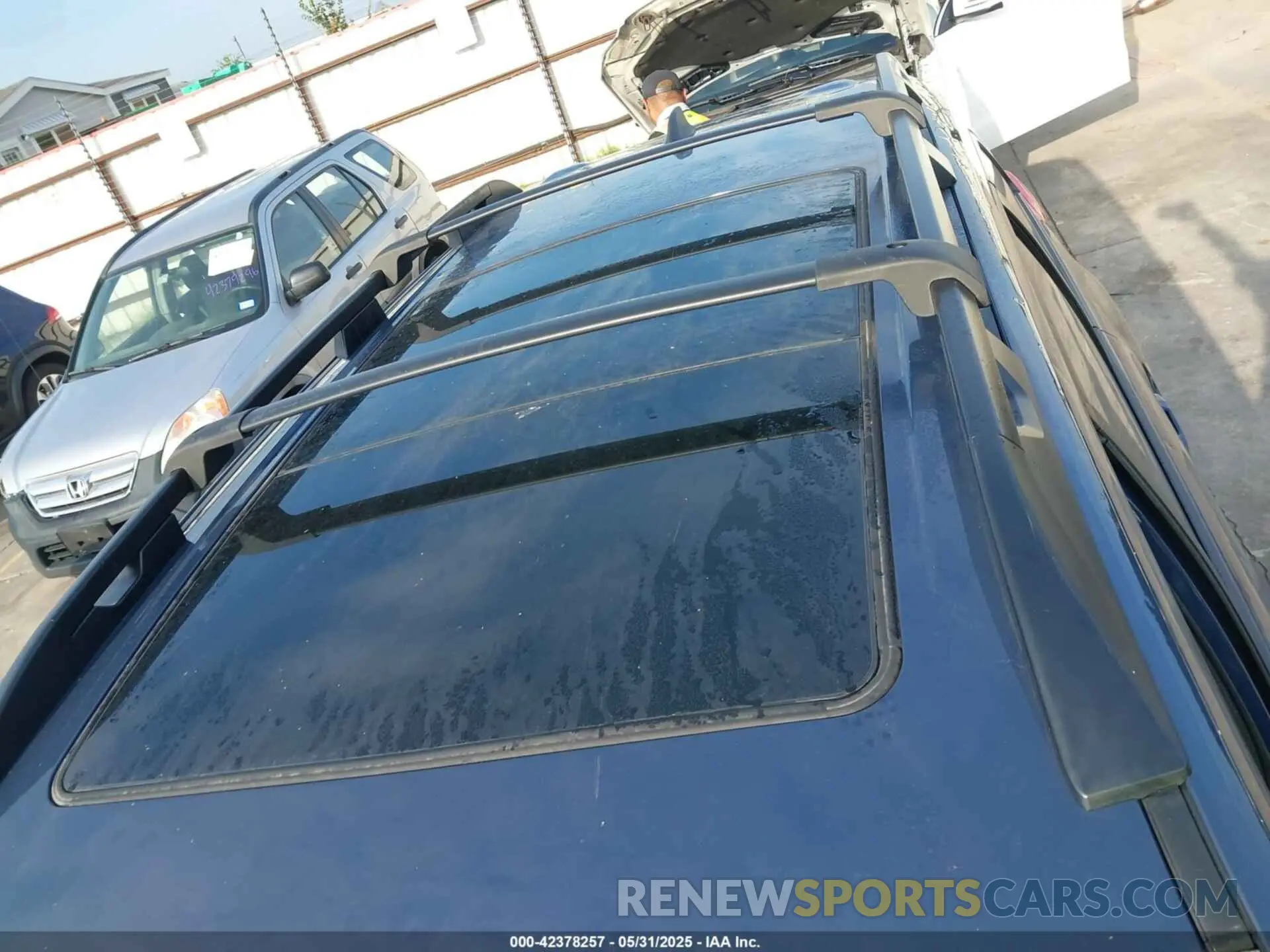 17 Photograph of a damaged car 4S4WMAFD8S3409598 SUBARU ASCENT 2025