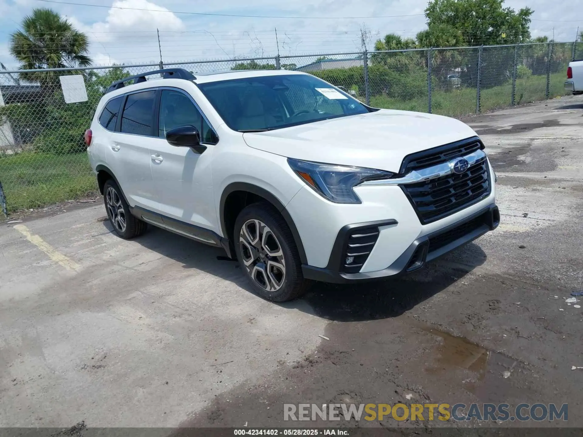 1 Photograph of a damaged car 4S4WMAPD0S3418097 SUBARU ASCENT 2025