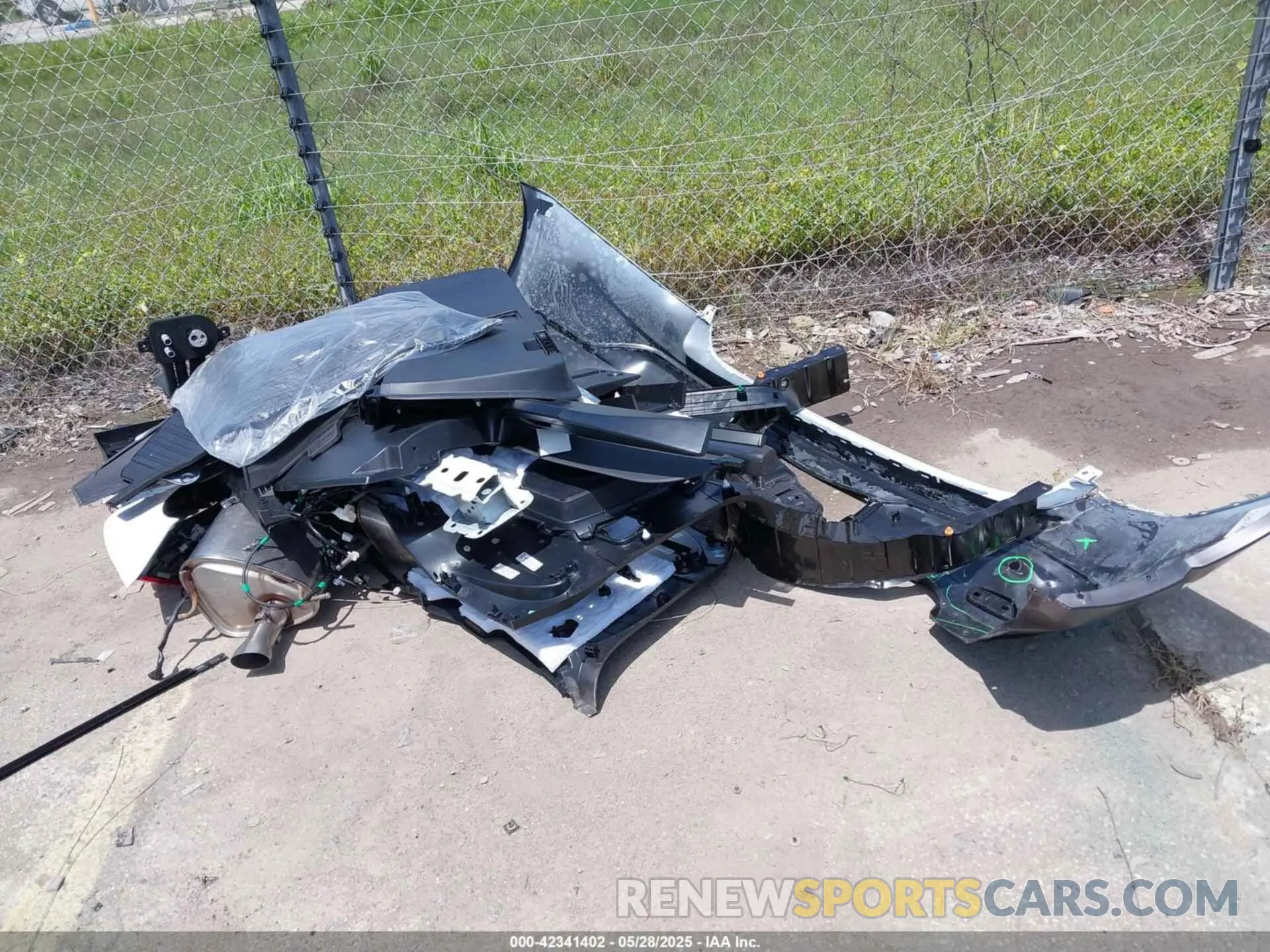 12 Photograph of a damaged car 4S4WMAPD0S3418097 SUBARU ASCENT 2025