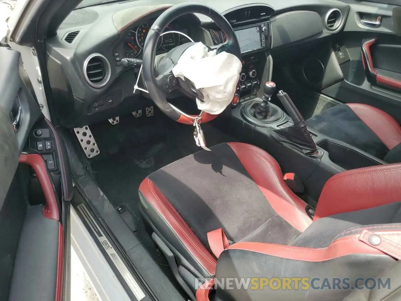 8 Photograph of a damaged car JF1ZCAD13L9700723 SUBARU BRZ 2020