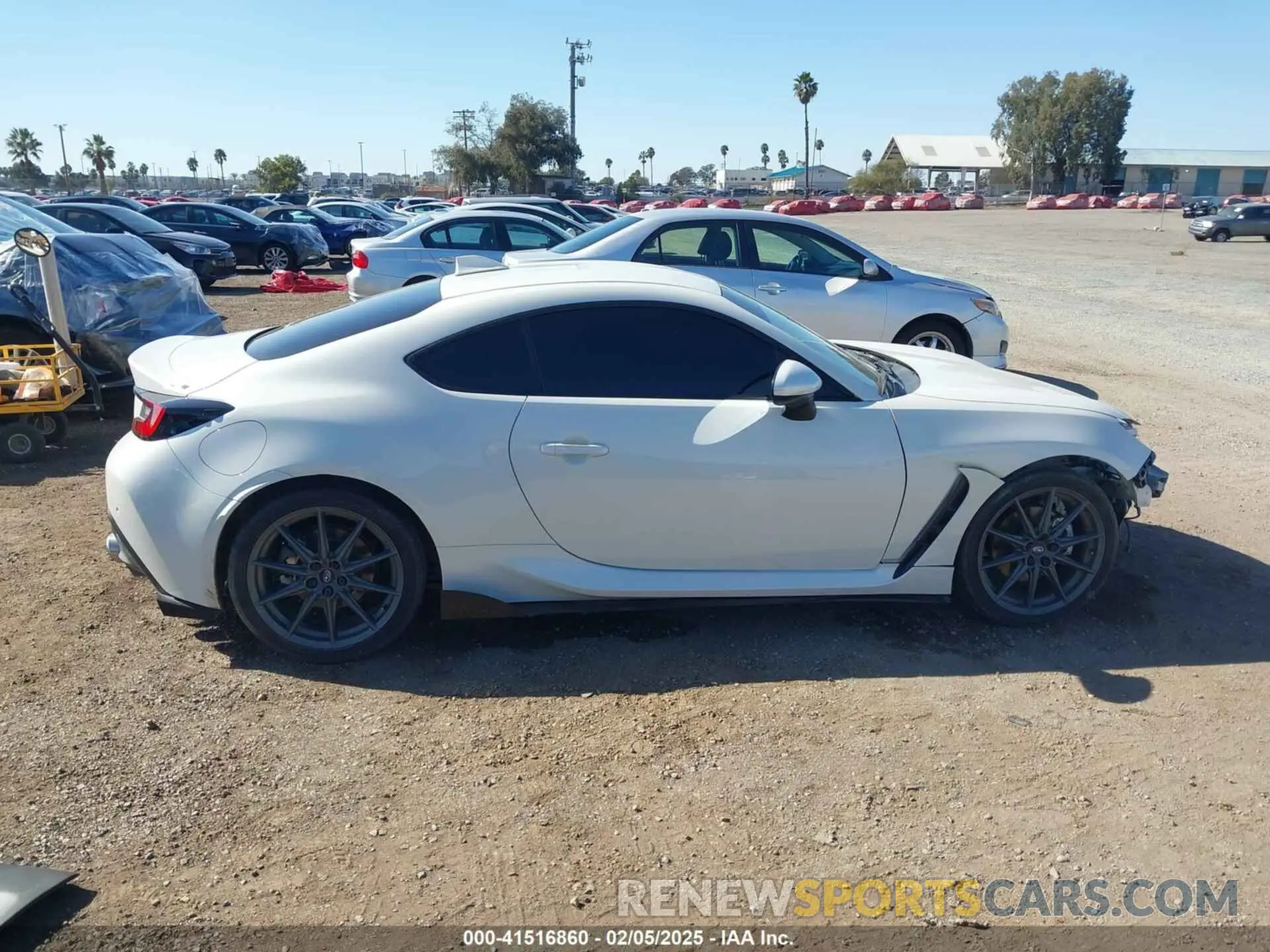 14 Photograph of a damaged car JF1ZDBF16N8700143 SUBARU BRZ 2022