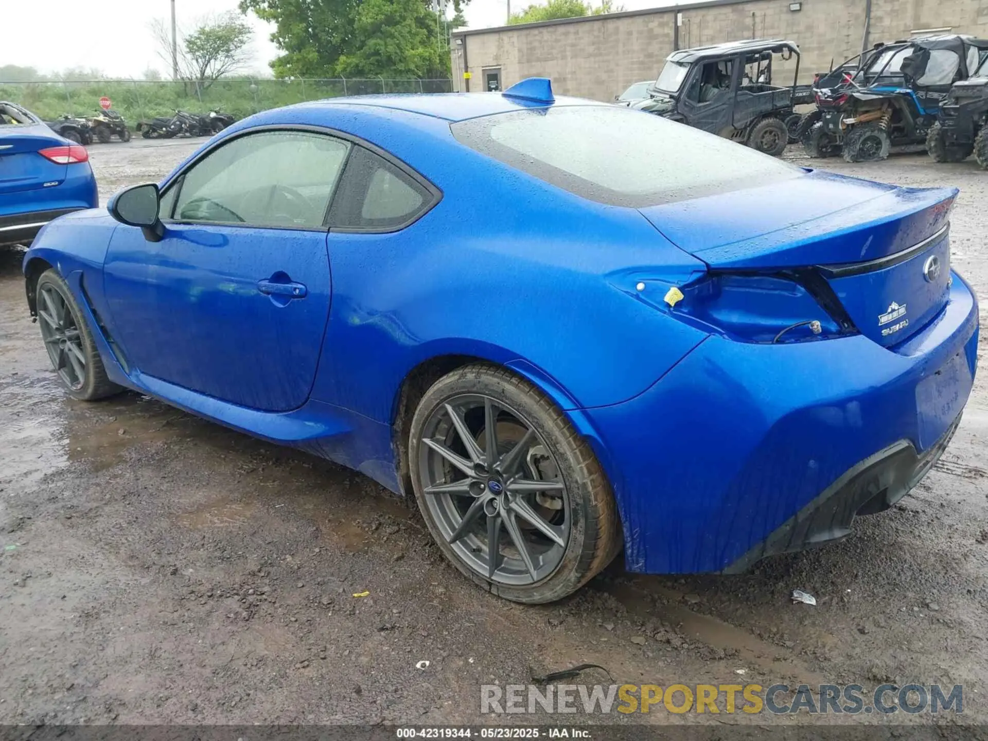 3 Photograph of a damaged car JF1ZDBF16N8702314 SUBARU BRZ 2022
