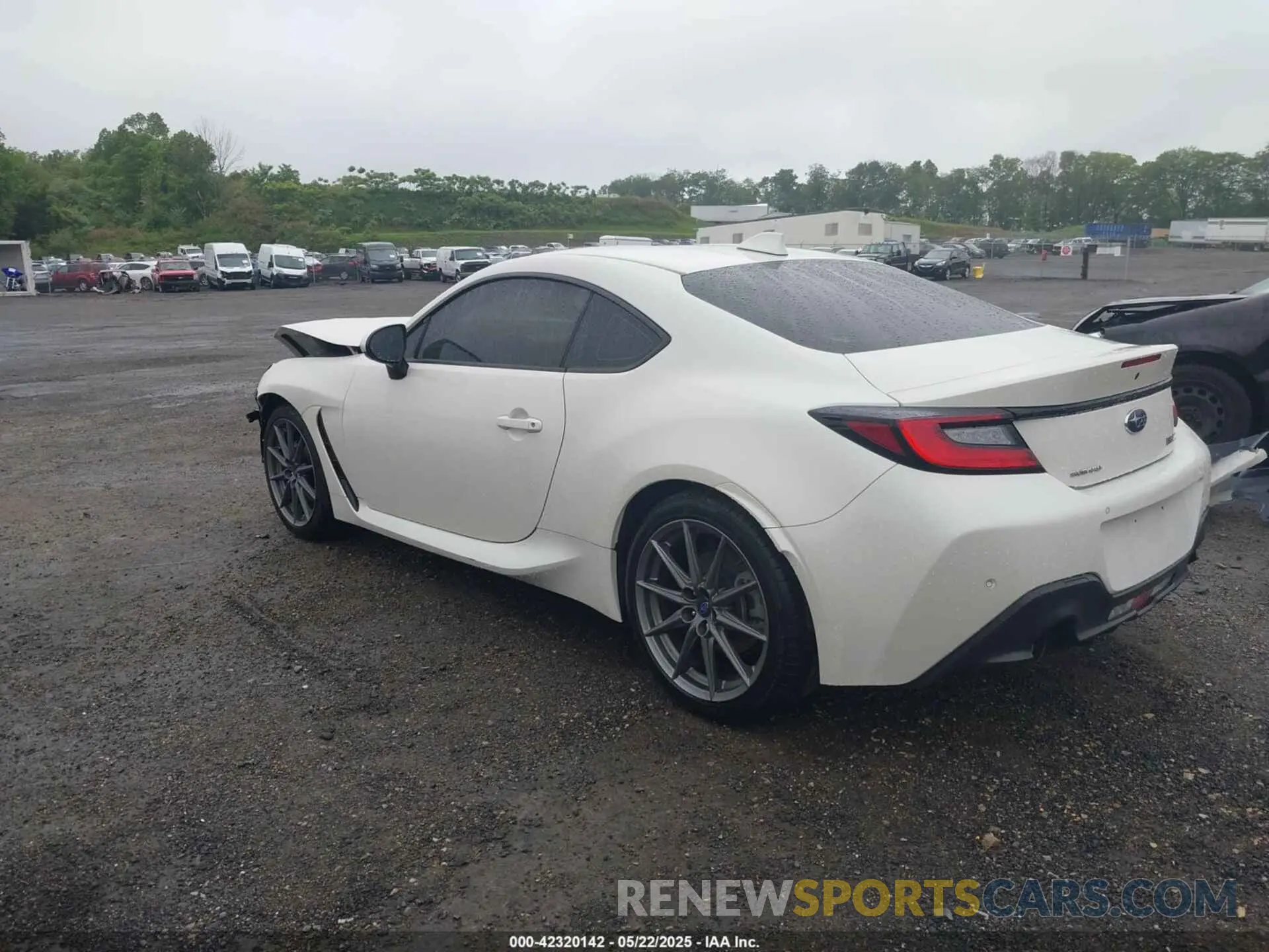 3 Photograph of a damaged car JF1ZDBF19N8703196 SUBARU BRZ 2022