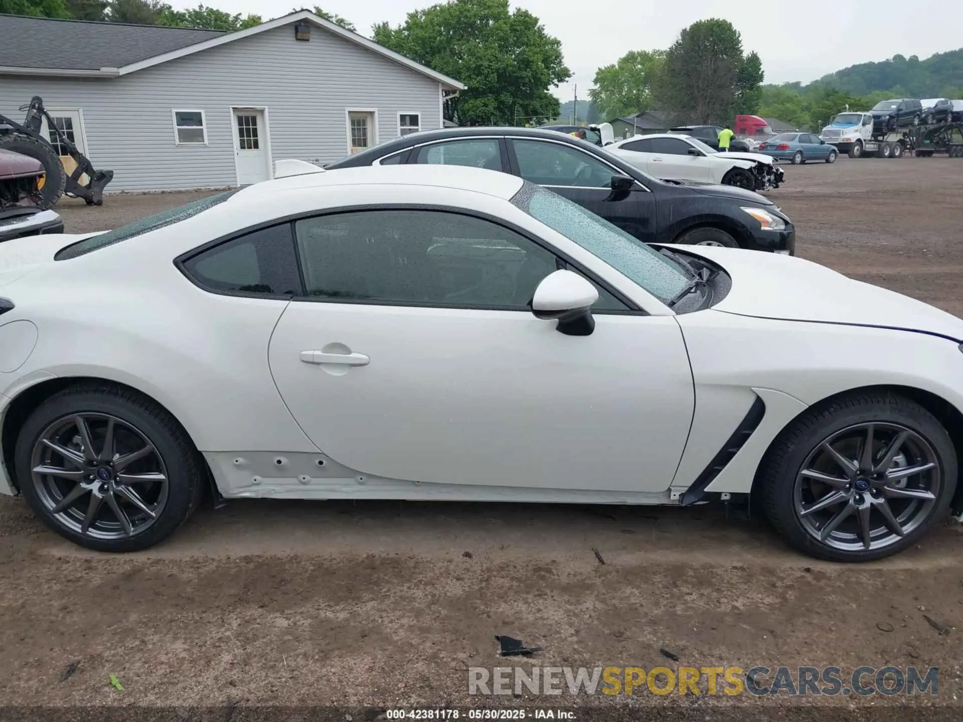 14 Photograph of a damaged car JF1ZDBB10P9706507 SUBARU BRZ 2023