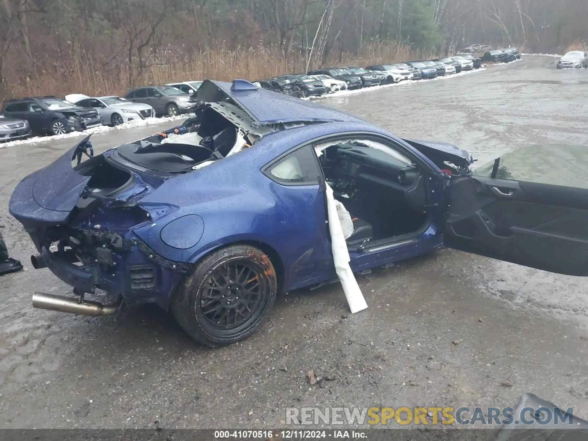 4 Photograph of a damaged car JF1ZDBE14P9706408 SUBARU BRZ 2023