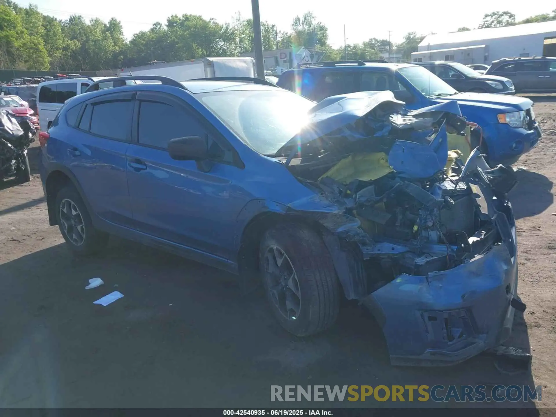 1 Photograph of a damaged car JF2GTABC2KH329985 SUBARU CROSSTREK 2019