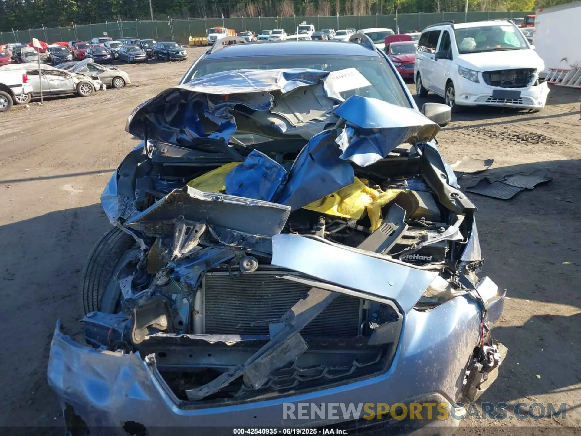 12 Photograph of a damaged car JF2GTABC2KH329985 SUBARU CROSSTREK 2019