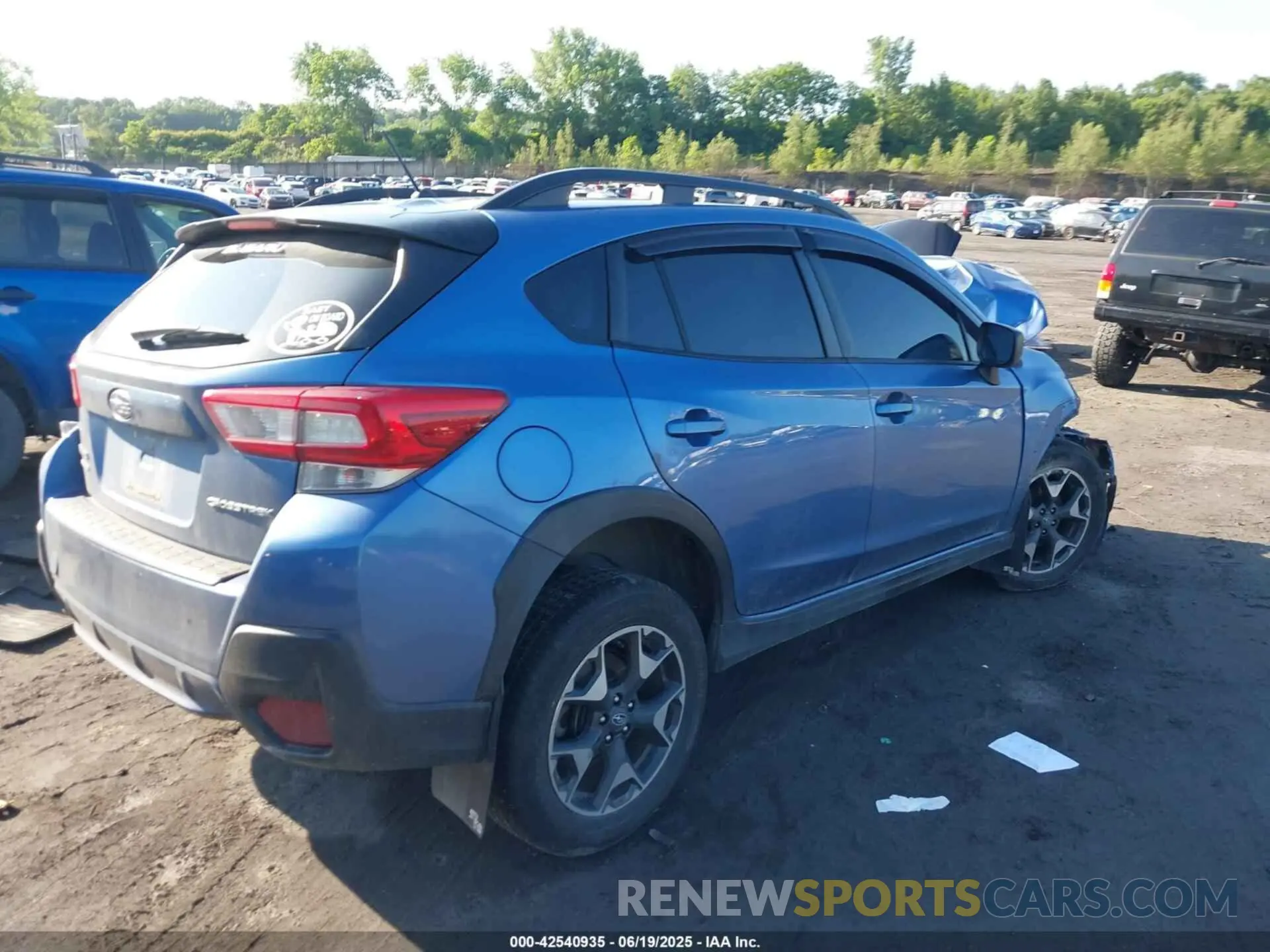 4 Photograph of a damaged car JF2GTABC2KH329985 SUBARU CROSSTREK 2019