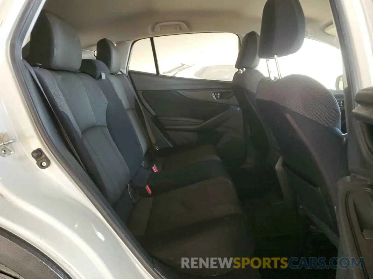 10 Photograph of a damaged car JF2GTABC5K8308743 SUBARU CROSSTREK 2019