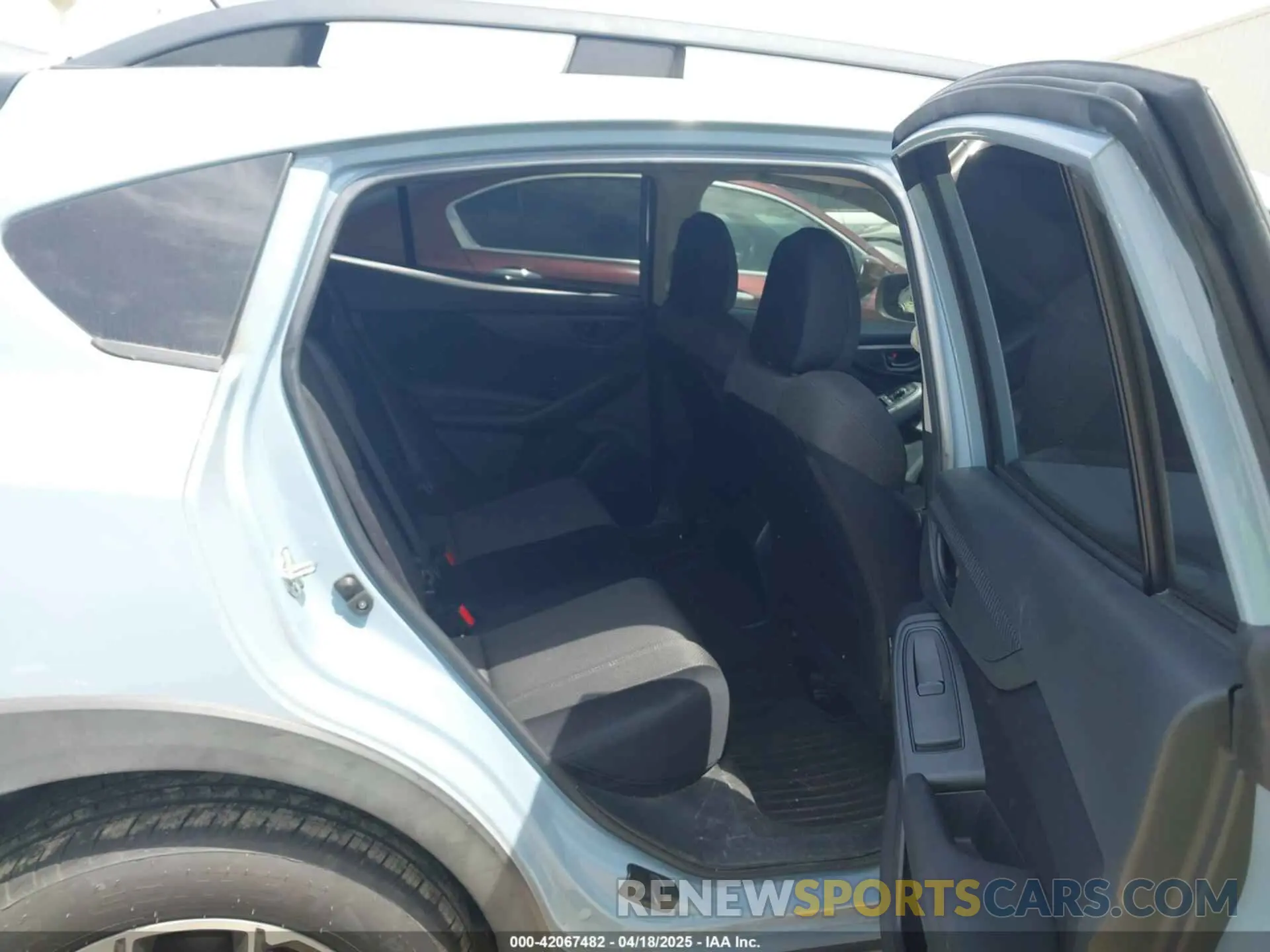 8 Photograph of a damaged car JF2GTABC5KH349485 SUBARU CROSSTREK 2019