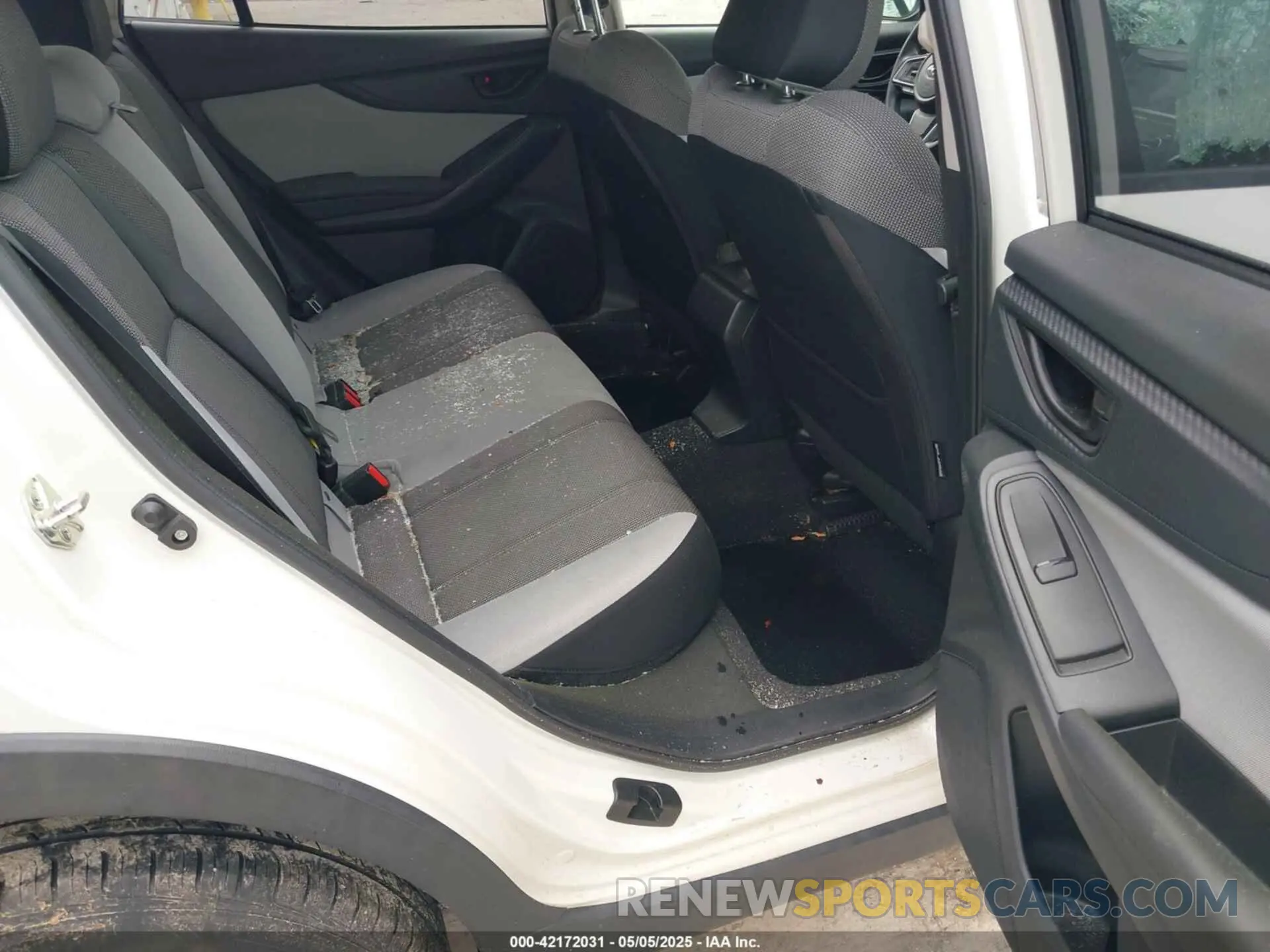 8 Photograph of a damaged car JF2GTABCXK8263346 SUBARU CROSSTREK 2019