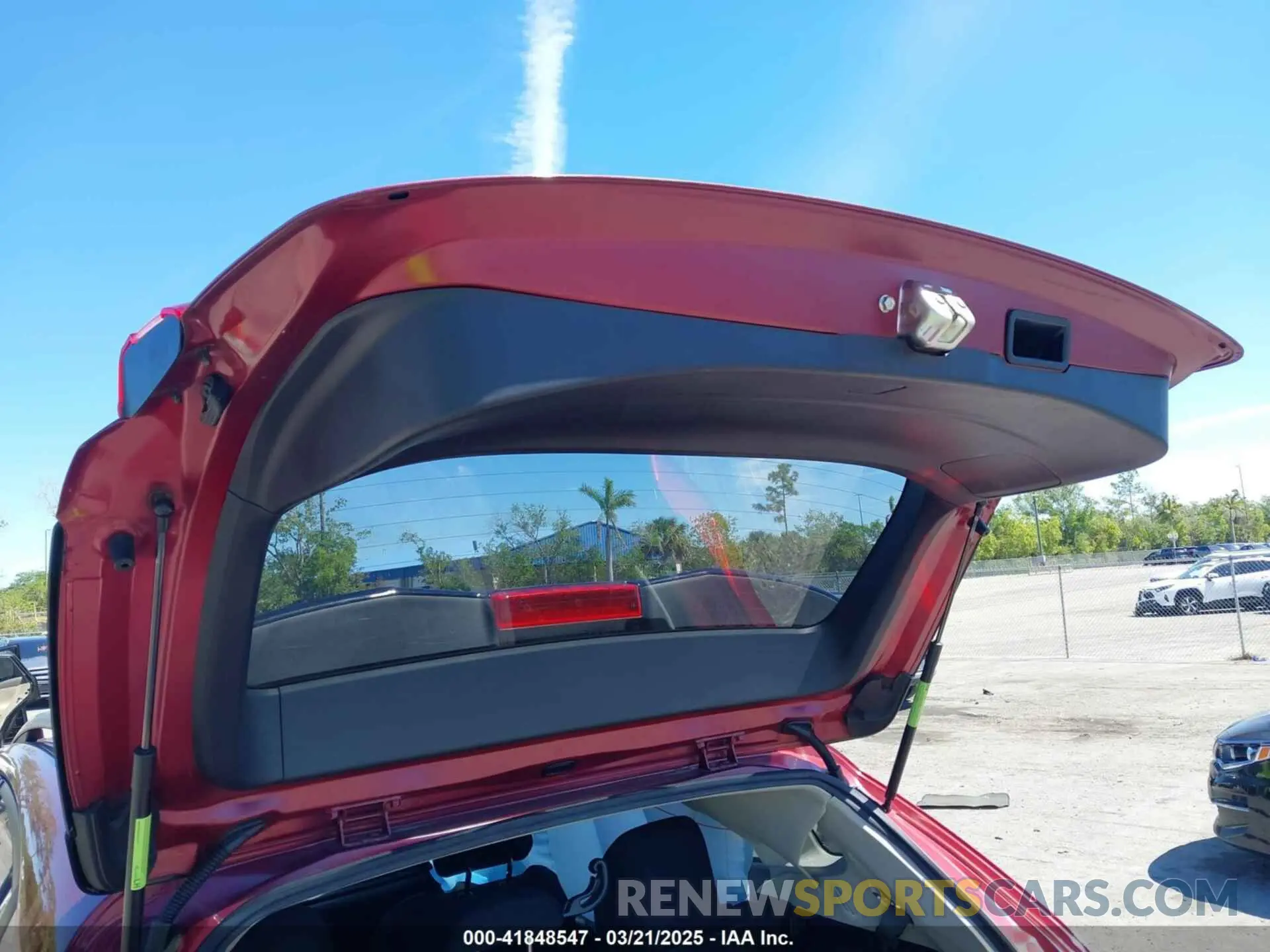 18 Photograph of a damaged car JF2GTABCXKH313713 SUBARU CROSSTREK 2019