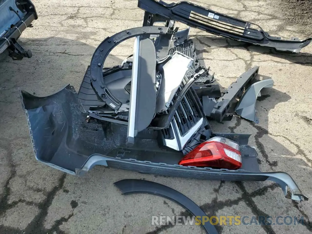 13 Photograph of a damaged car JF2GTACC2K9234173 SUBARU CROSSTREK 2019