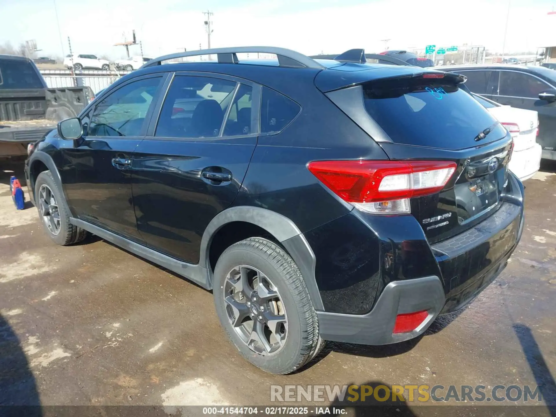 3 Photograph of a damaged car JF2GTACC2KH346400 SUBARU CROSSTREK 2019
