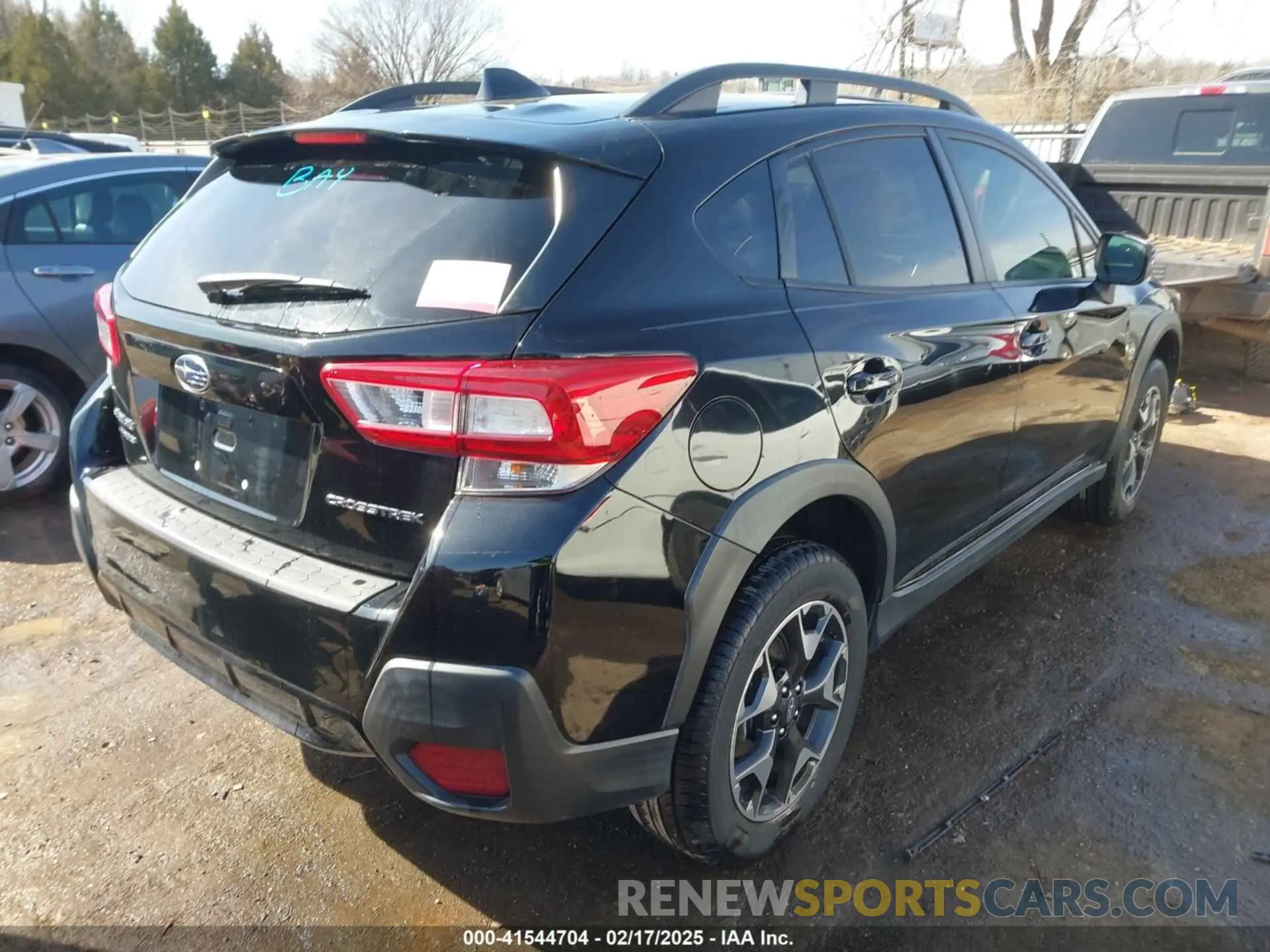 4 Photograph of a damaged car JF2GTACC2KH346400 SUBARU CROSSTREK 2019