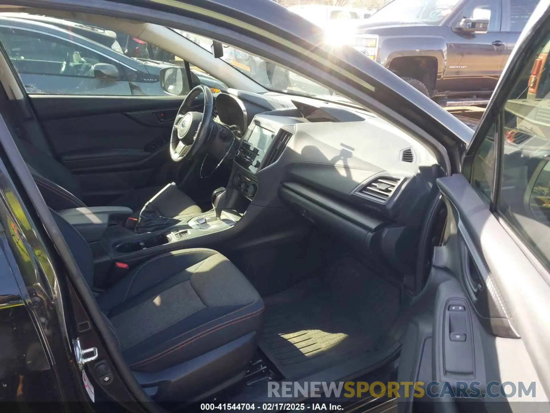 5 Photograph of a damaged car JF2GTACC2KH346400 SUBARU CROSSTREK 2019