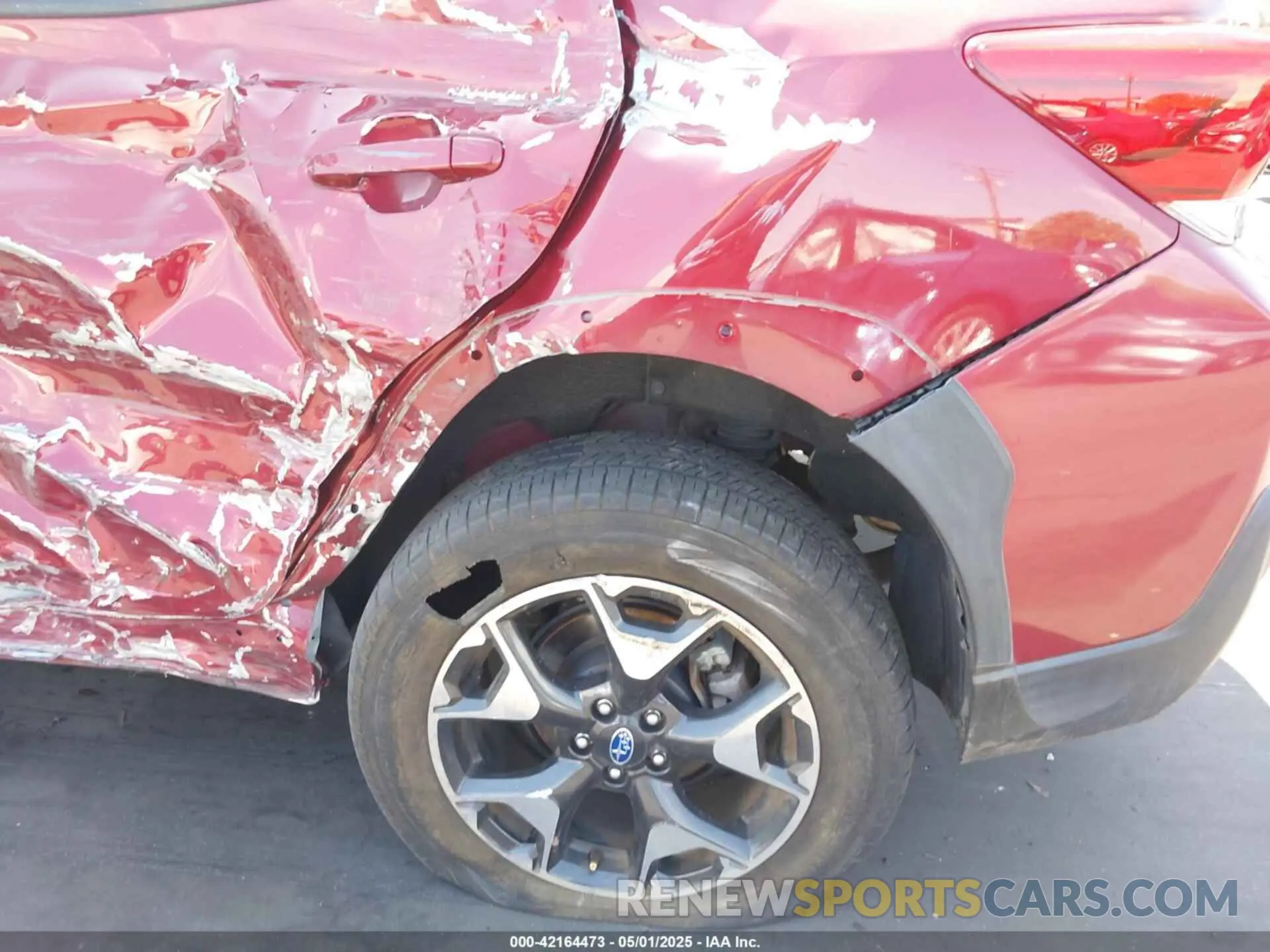 18 Photograph of a damaged car JF2GTACC4K9263982 SUBARU CROSSTREK 2019