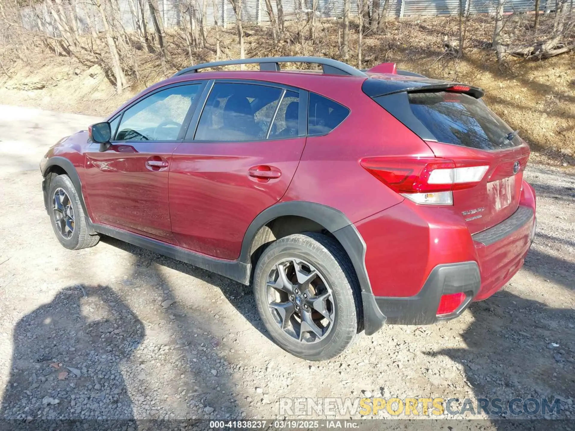3 Photograph of a damaged car JF2GTACC5KH301533 SUBARU CROSSTREK 2019