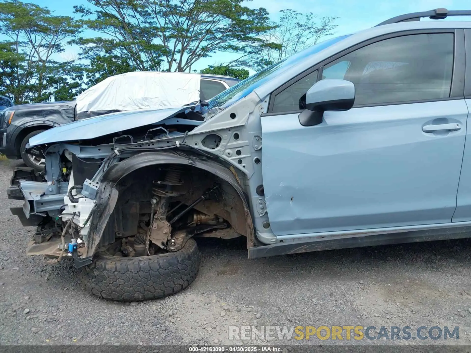 18 Photograph of a damaged car JF2GTACC5KH364180 SUBARU CROSSTREK 2019