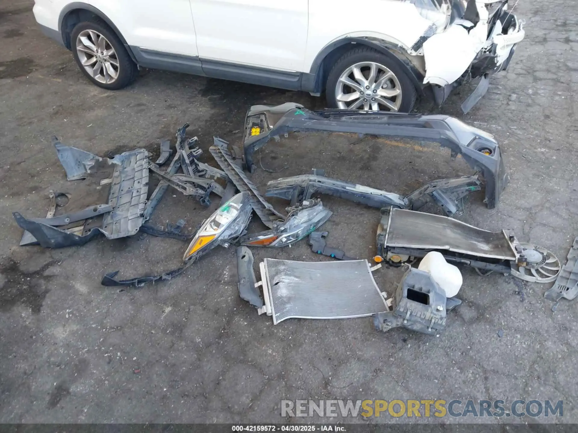 12 Photograph of a damaged car JF2GTACC6K8271703 SUBARU CROSSTREK 2019