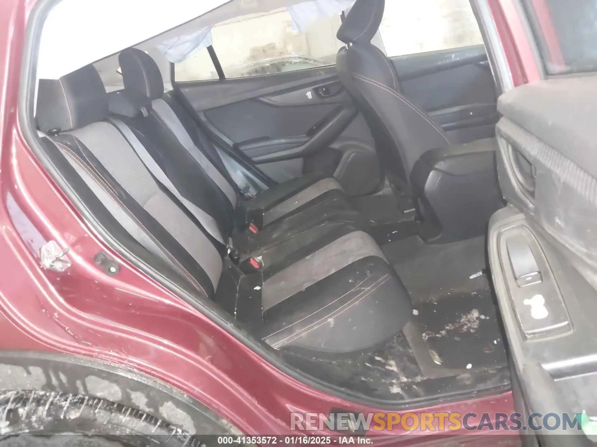 8 Photograph of a damaged car JF2GTACC7KH276960 SUBARU CROSSTREK 2019
