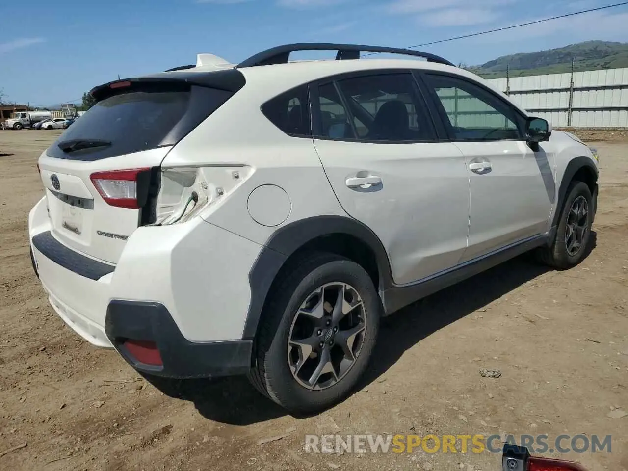 3 Photograph of a damaged car JF2GTACC8K8207940 SUBARU CROSSTREK 2019