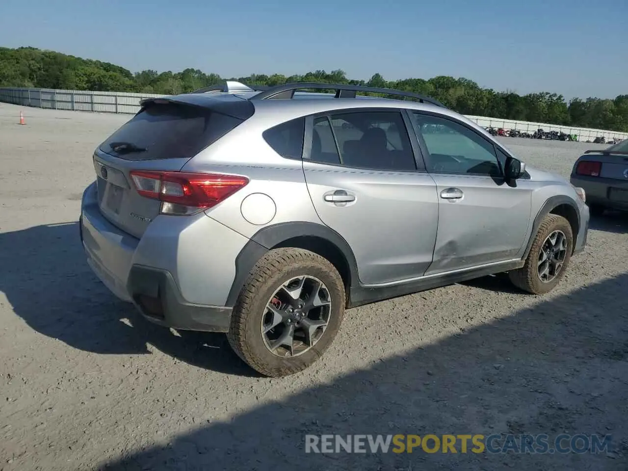 3 Photograph of a damaged car JF2GTACC8K8242123 SUBARU CROSSTREK 2019